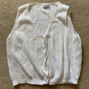 cropped sweater vest